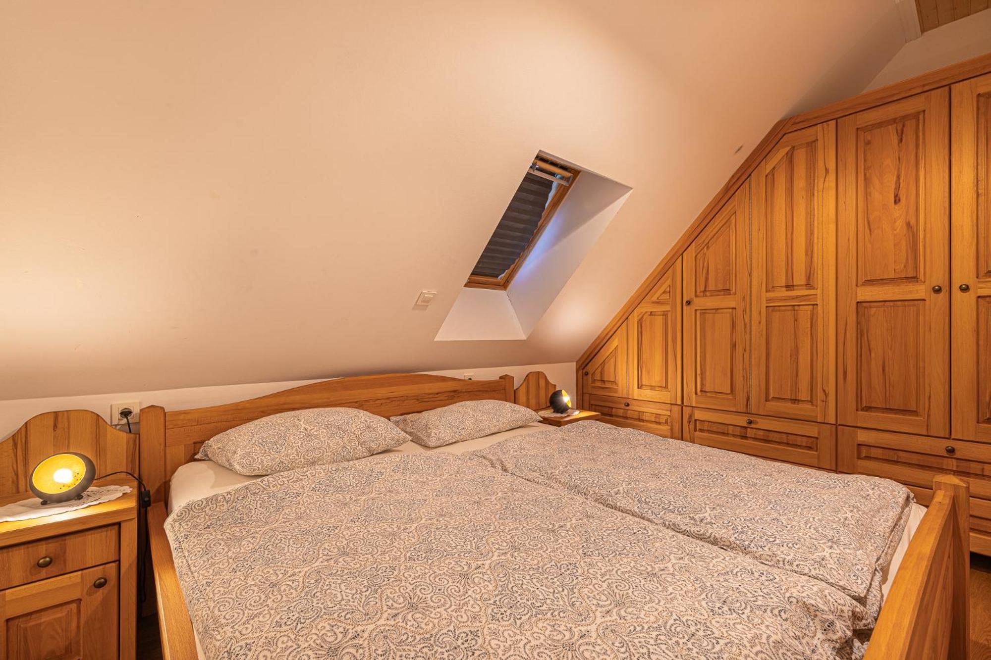 Vineyard Cottage Skatlar 3 Otocec Luaran gambar